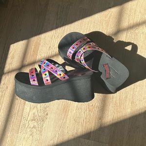 EUC Demonia Funn19 Black & Pink Platform Strappy Sandals